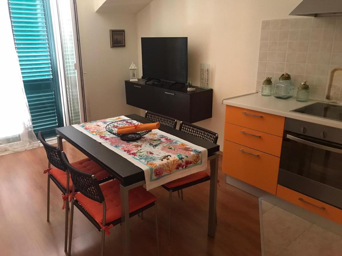 Apartmani Katarina Bol Exterior photo