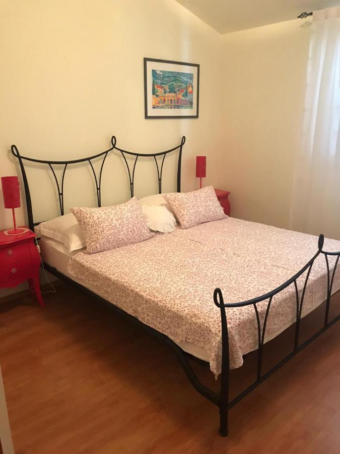 Apartmani Katarina Bol Exterior photo