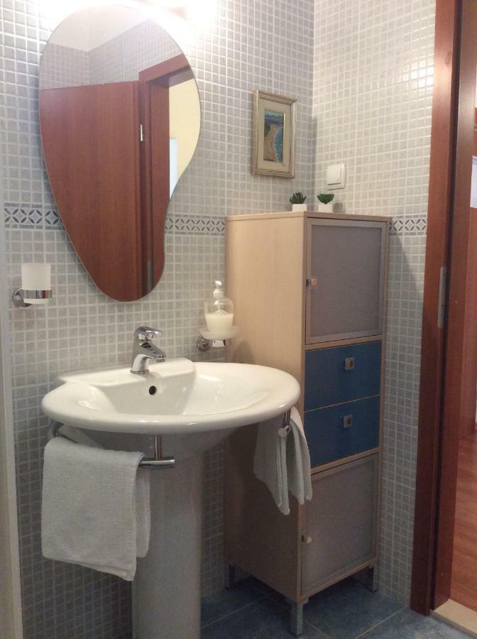 Apartmani Katarina Bol Exterior photo